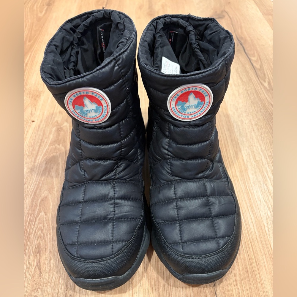 Thermoball North Face boots
